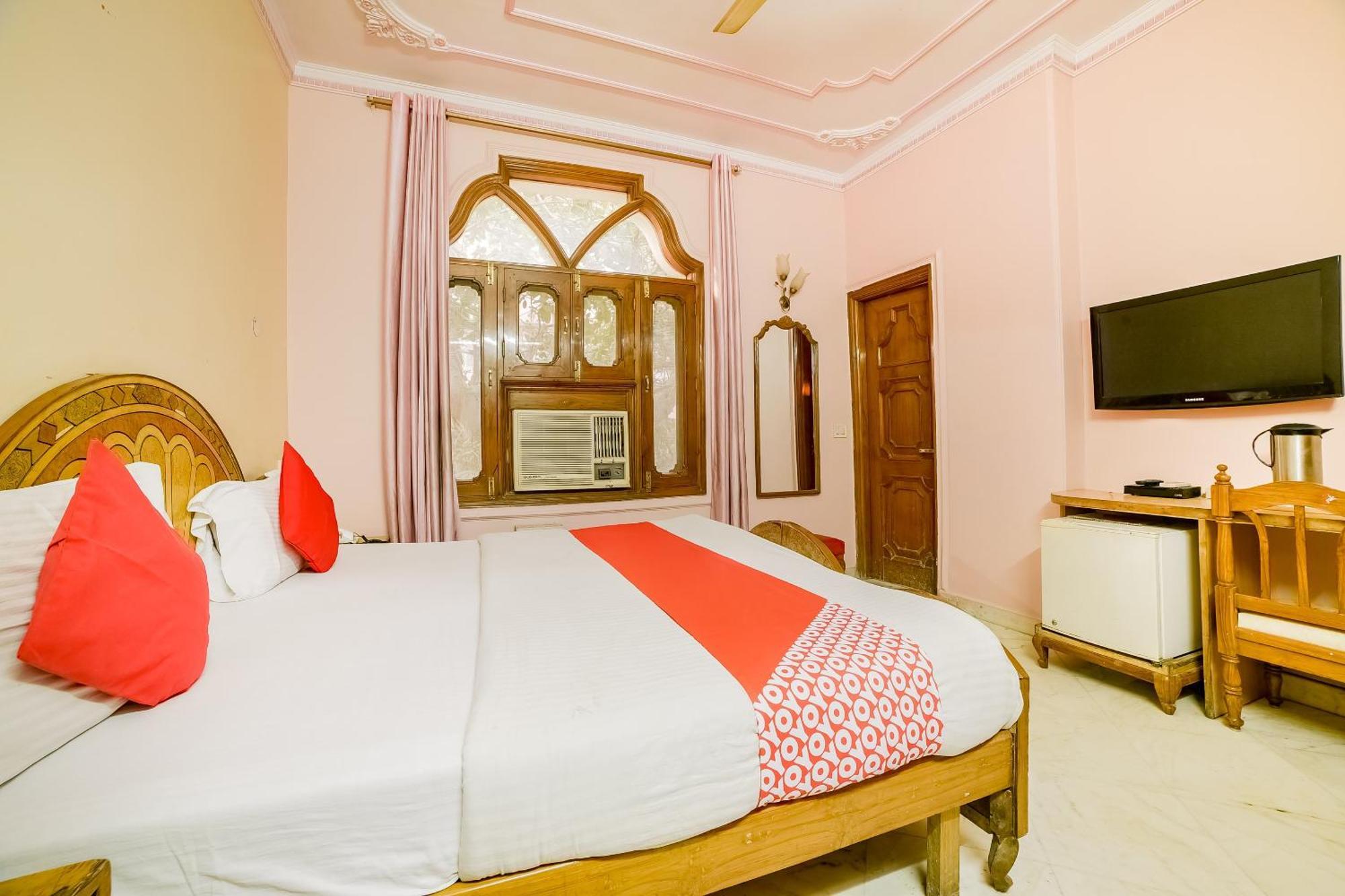 Super Hotel O Blue Sapphire Delhi New Delhi Exterior photo